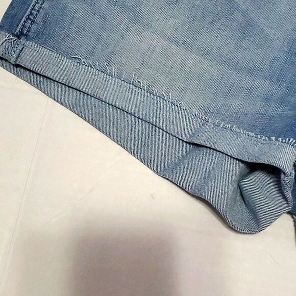 Hollister High Rise Casual Trendy Booty Shorty Short Jeans - Picture 6 of 12